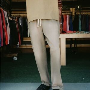 NWT Moojo Sweats 02 Aged Oliver Green Large $58